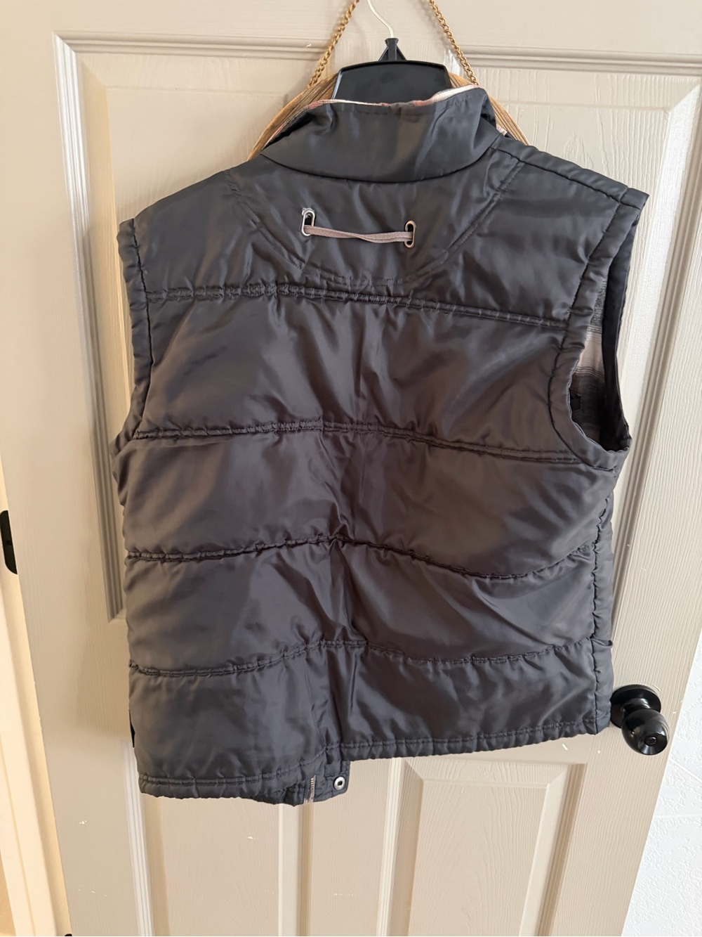 Harley-Davidson Gray Quilted Vest with Plaid Lining - Picture 3 of 4